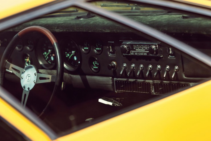 DeTomaso-Mangusta-Car-11