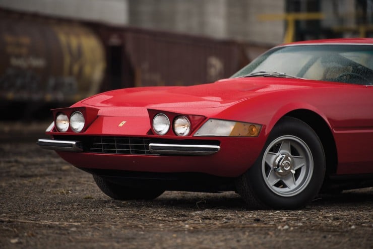 Ferrari-Daytona-Car-11