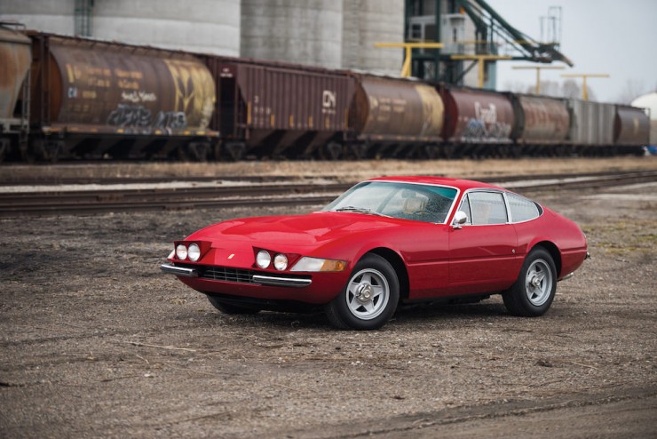 Ferrari-Daytona-Car-26