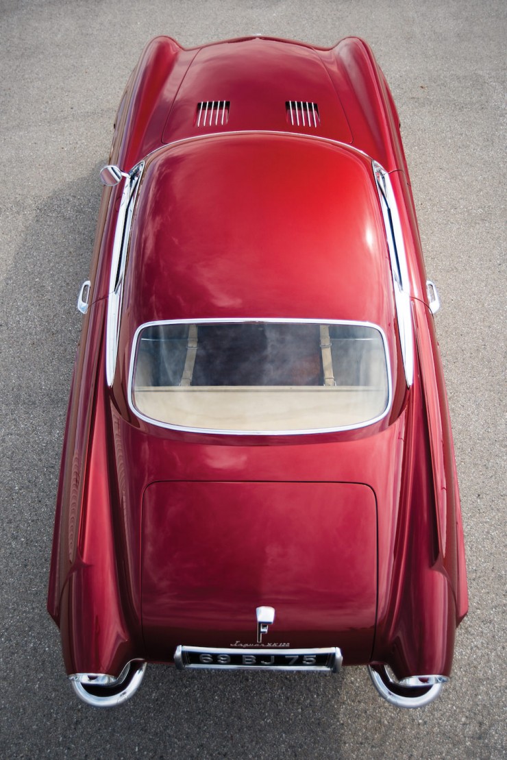 Jaguar-XK120-Car-23