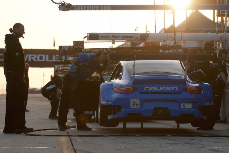 Porsche-911-RSR-1