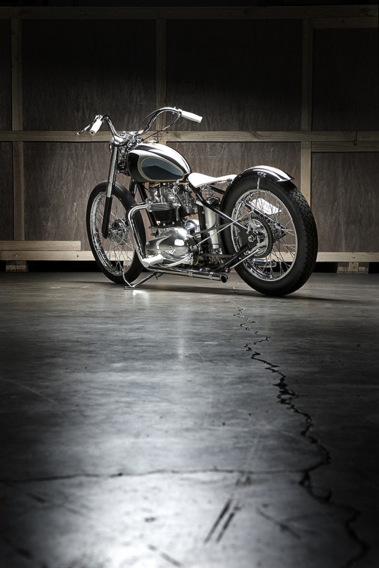 Mooneyes Triumph Bobber 1