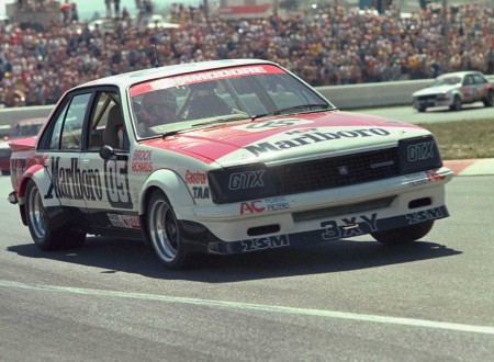 A Long Hard Day - The 1980 Bathurst 1000 1980 Hardie Ferodo Bathurst 1000 Race Holden Commodore 450x330 - A Long Hard Day - The 1980 Bathurst 1000