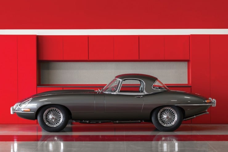 Jaguar E-Type Series 1 15