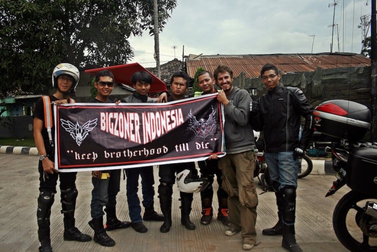 25. Meeting and joining an Indonesian bike gang