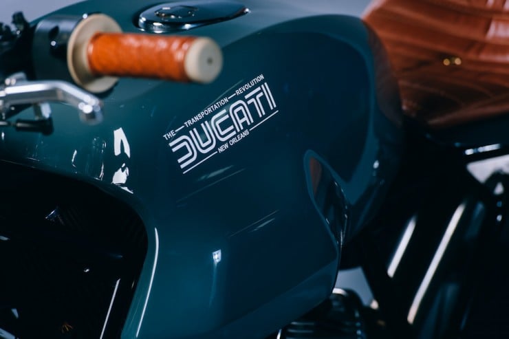 Ducati GT1000 12