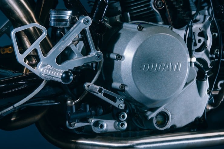 Ducati GT1000 5