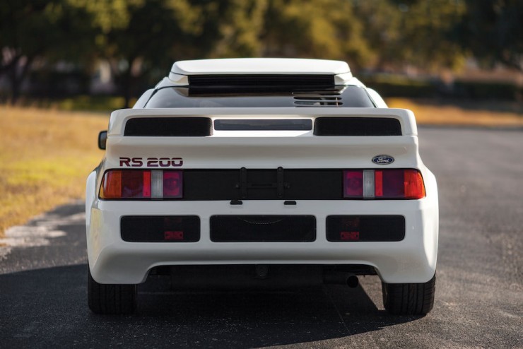 Ford-RS200-7