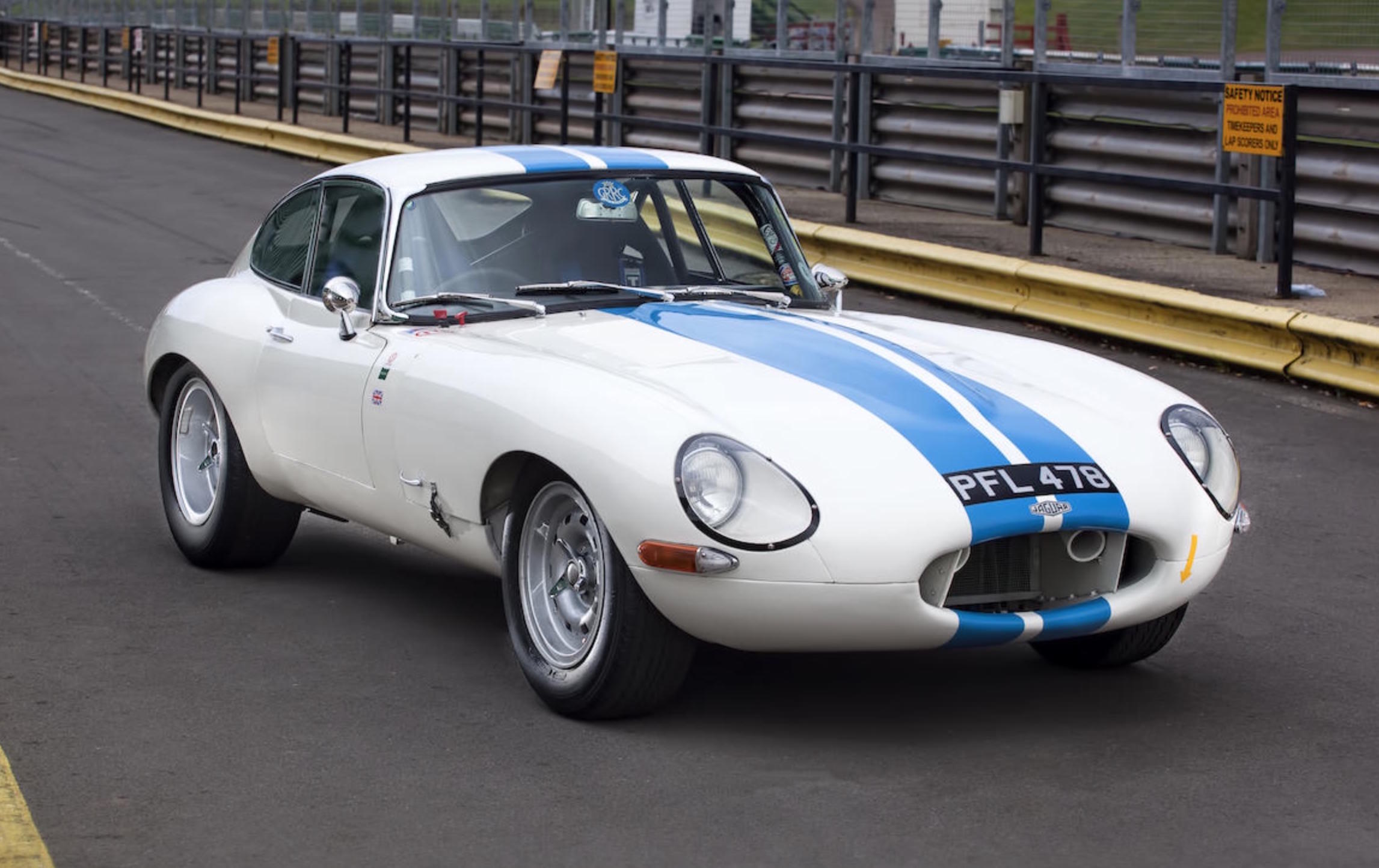 Simon Cars - Jaguar E-type Racing