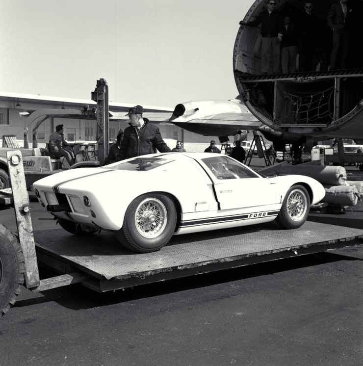 Ford GT 40 Car Ford GT 40 Car