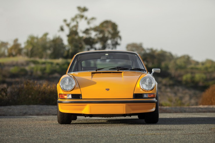 Porsche-911-Carrera-RS-8