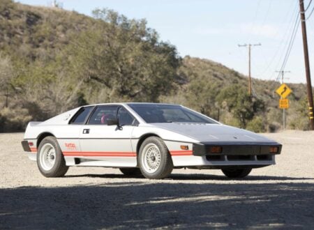 Lotus Esprit Turbo Lotus Esprit Turbo 450x330 - Lotus Esprit Turbo
