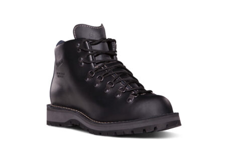 The Bond Boot The Bond Boot DANNER MOUNTAIN LIGHT II 450x330 - The Bond Boot