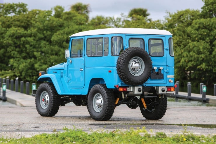 Toyota FJ40 Land Cruiser 1