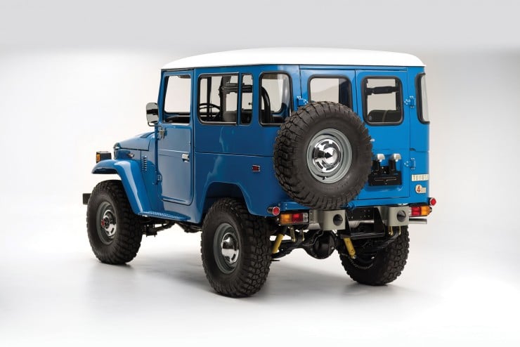 Toyota FJ40 Land Cruiser 11