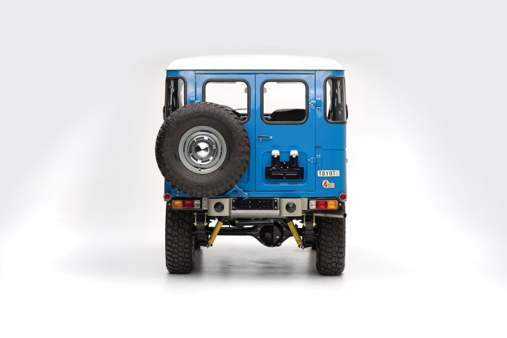 Toyota FJ40 Land Cruiser 16