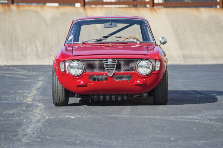 Alfa-Romeo-Guilia-GTA-9