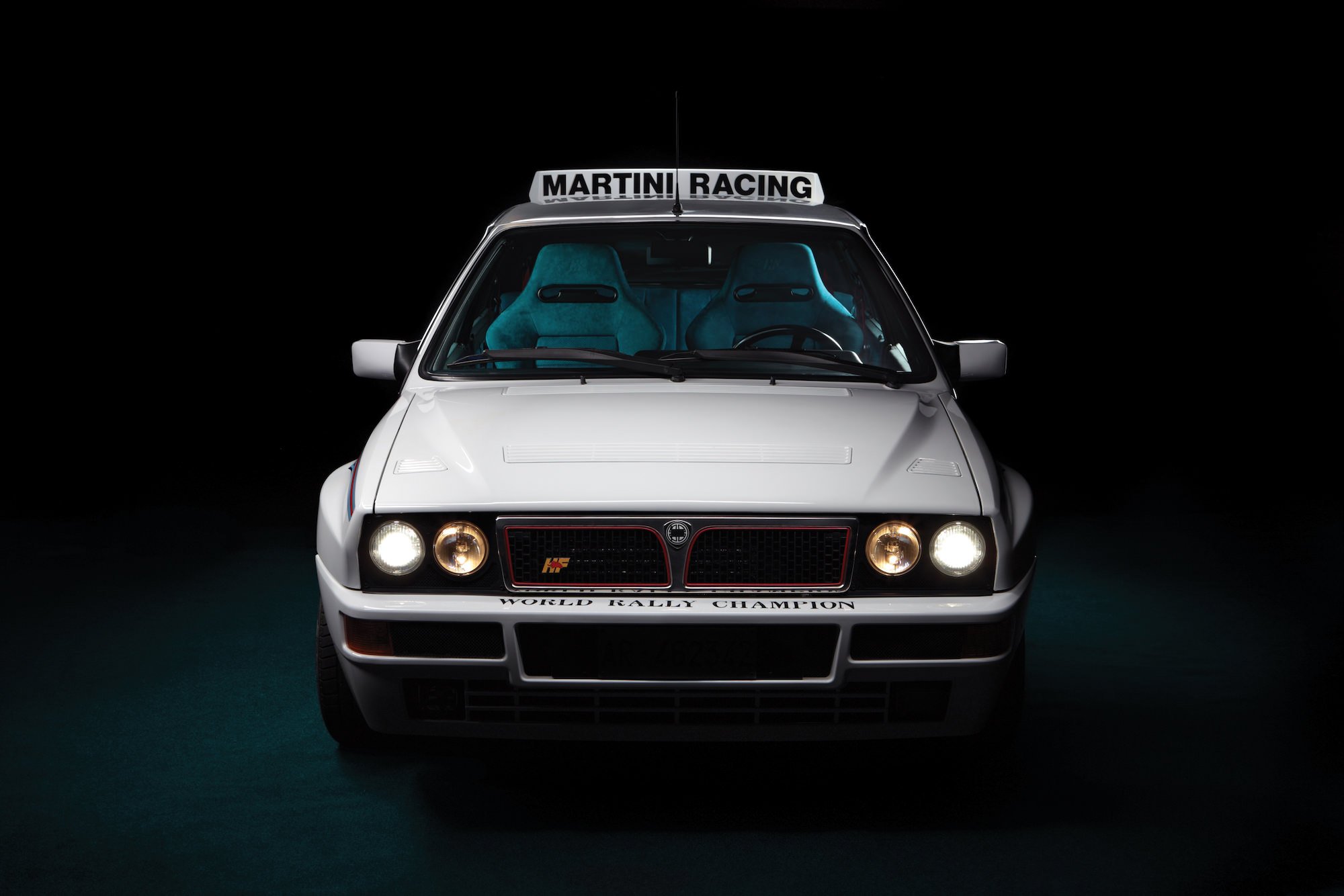 Lancia Delta HF Integrale Evoluzione 1 'Martini 6