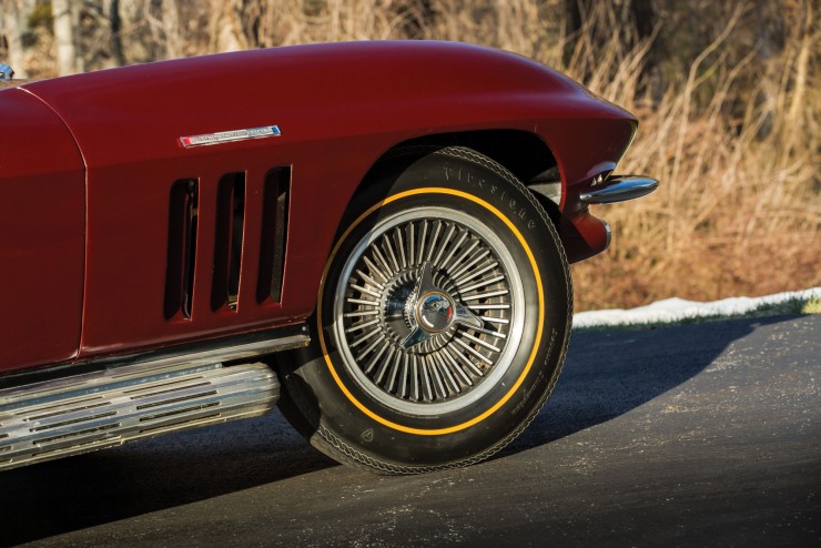 Chevrolet-Corvette-9