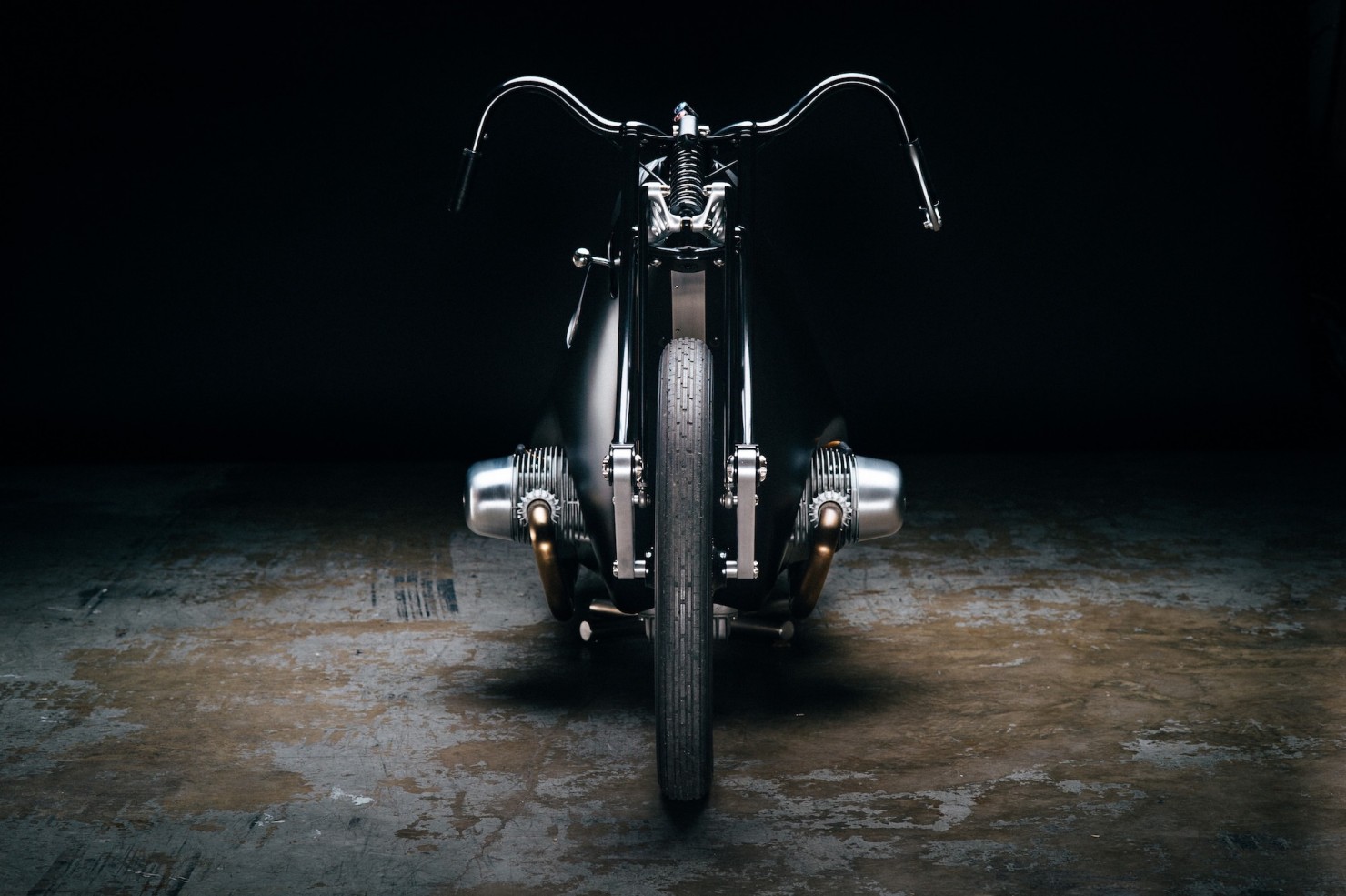 Custom-BMW-Motorcycle-10