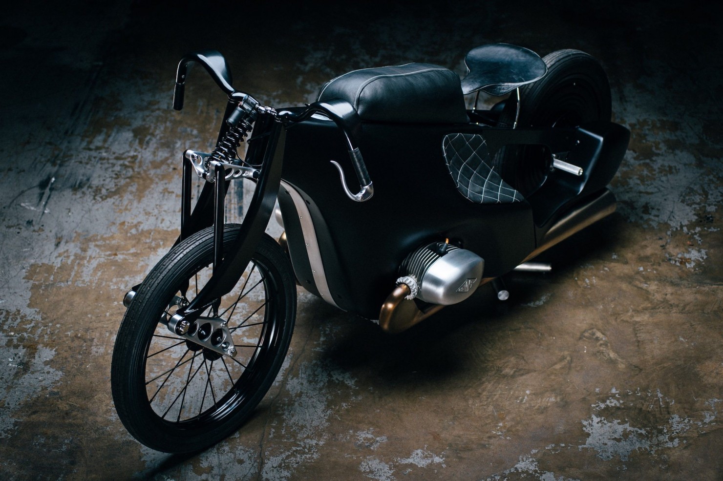 Custom-BMW-Motorcycle-15