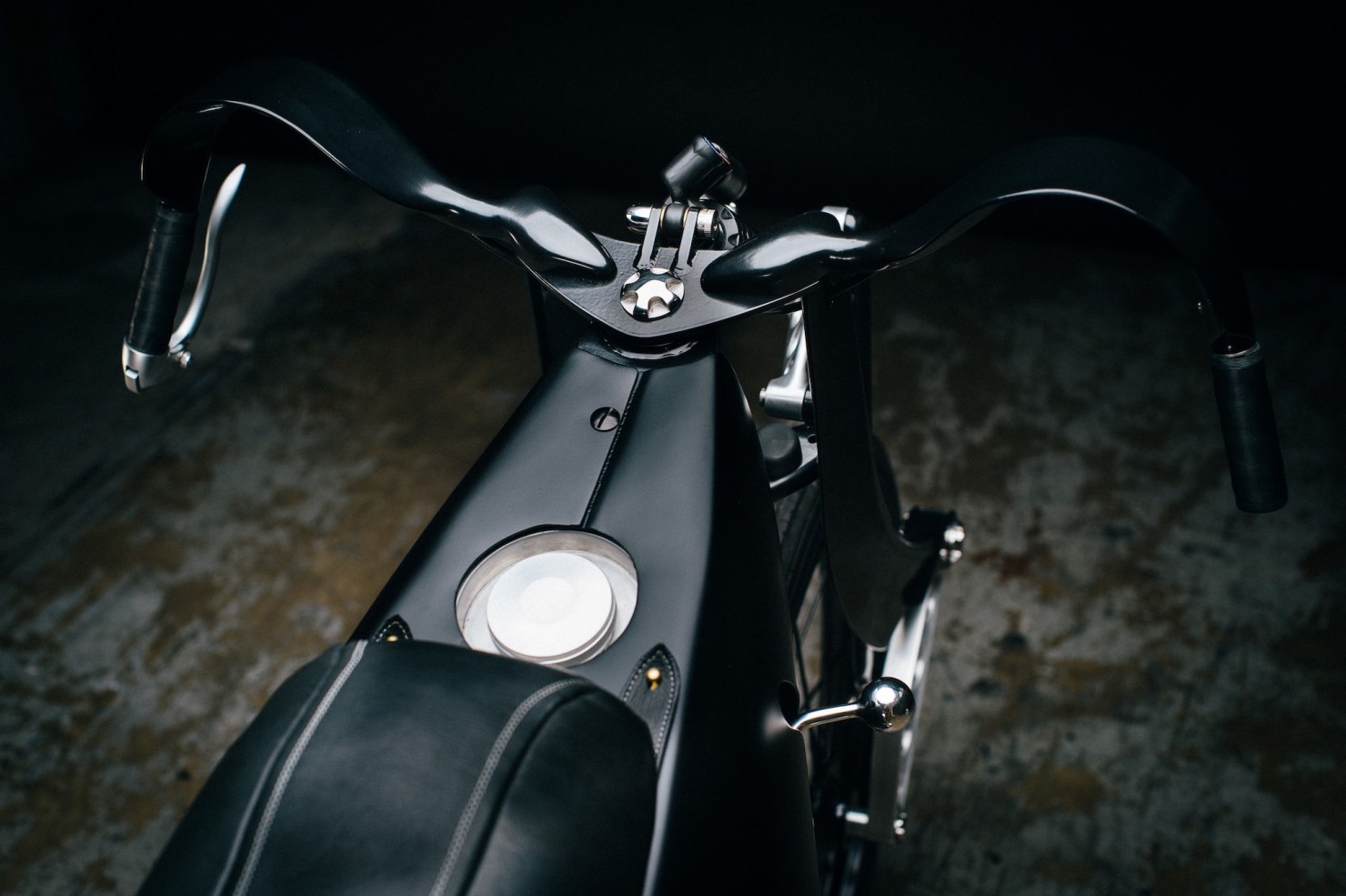 Custom-BMW-Motorcycle-22