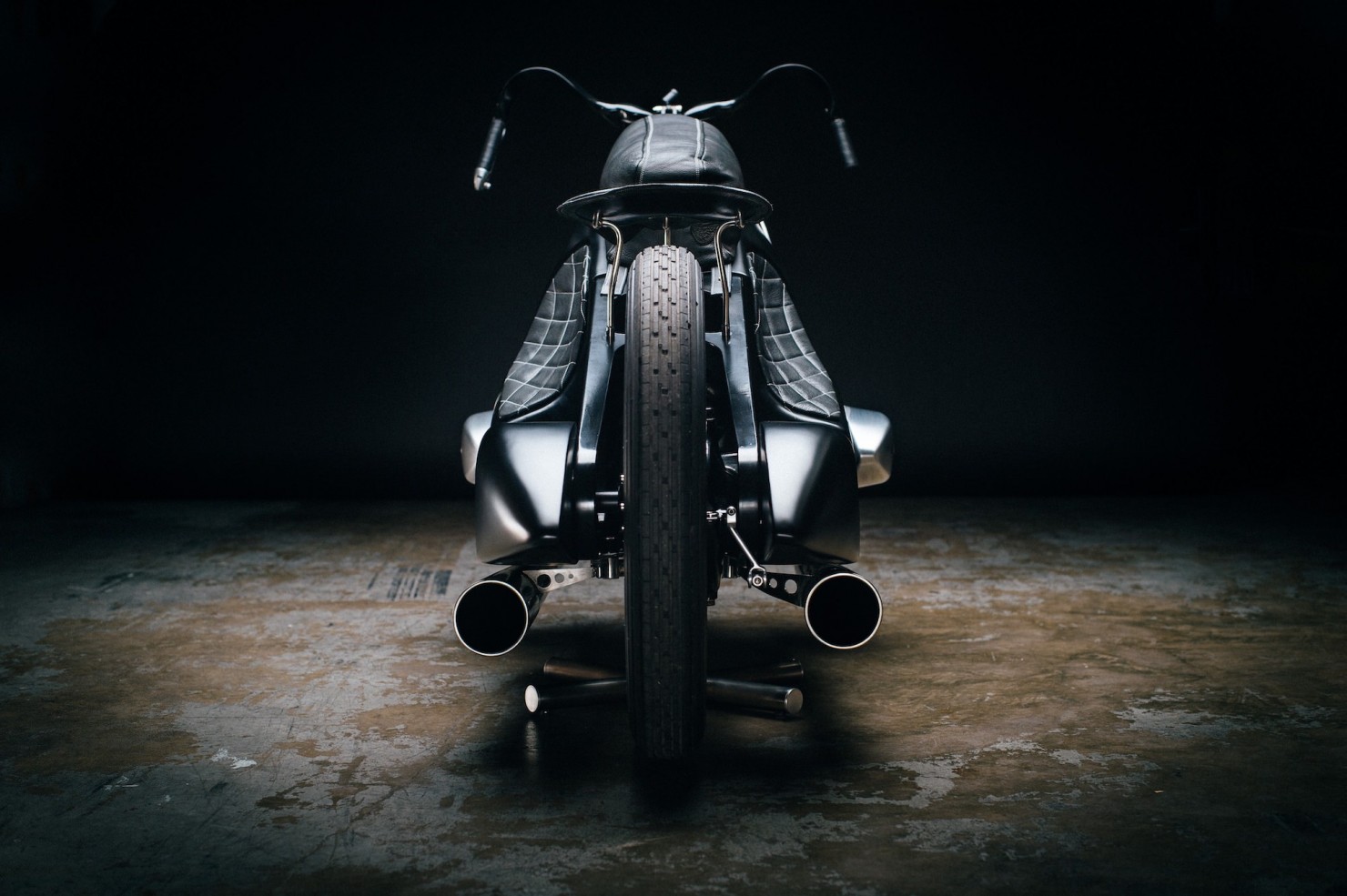 Custom-BMW-Motorcycle-24