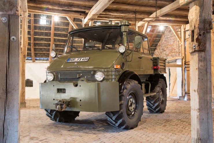 Luftwaffe Mercedes-Benz Unimog 1