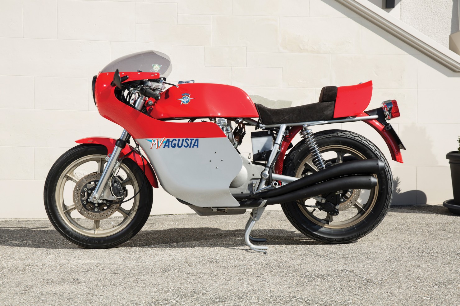 MV Agusta 750 America