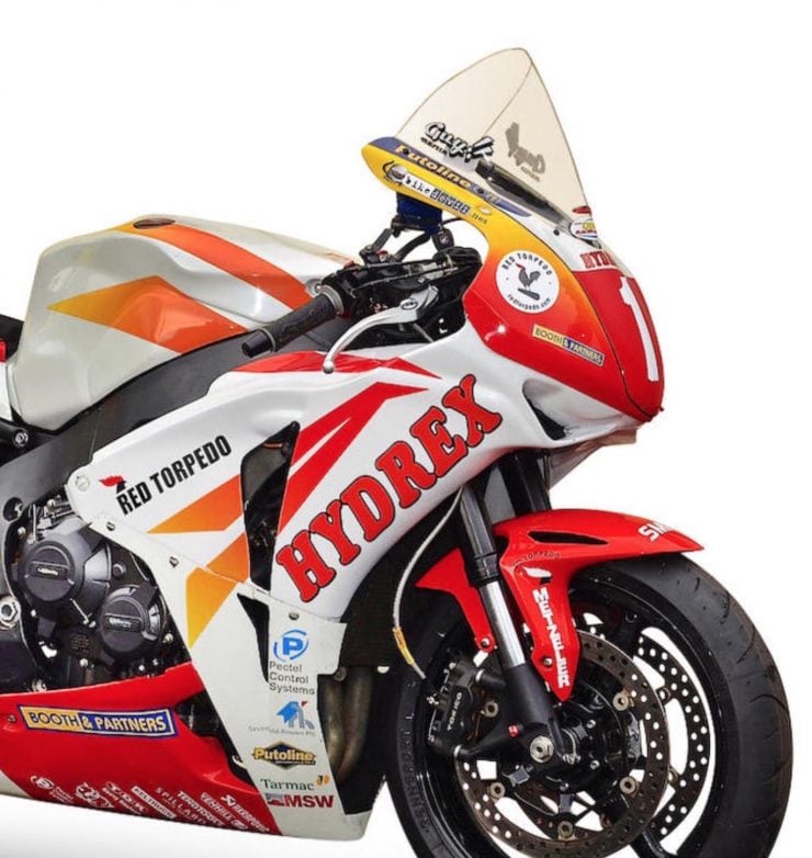 Honda CBR1000RR Fireblade 4