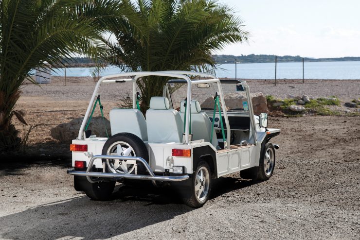 Mini Moke 11