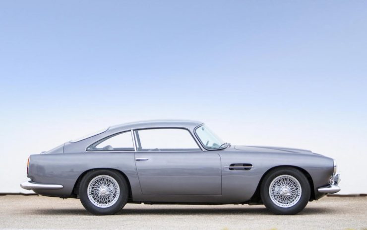 Aston Martin DB4 6