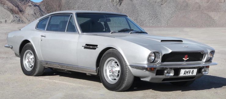 Aston Martin V8 1