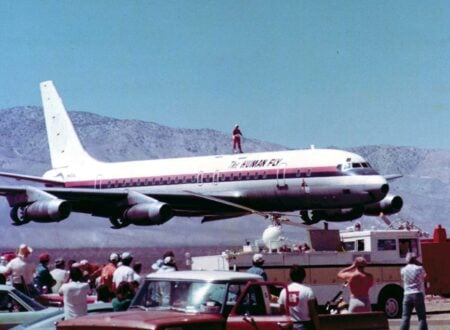 The Human Fly Challenges The Skies Of Mojave The Human Fly On Plane 450x330 - The Human Fly Challenges The Skies Of Mojave