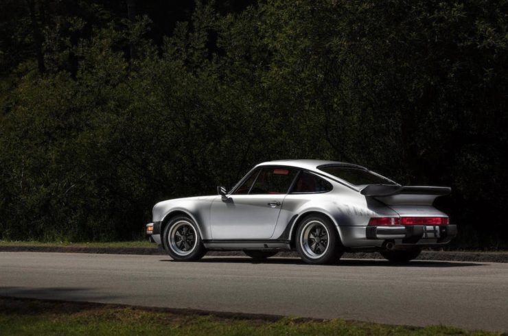 Porsche 930 1