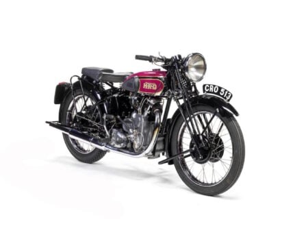 1937 Vincent-HRD Comet Vincent HRD Comet 1 450x330 - 1937 Vincent-HRD Comet