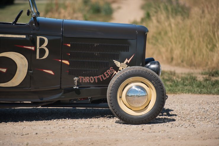 1932-Ford-Hi-Boy-Roadster-12