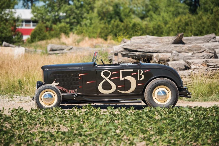 1932-Ford-Hi-Boy-Roadster-3