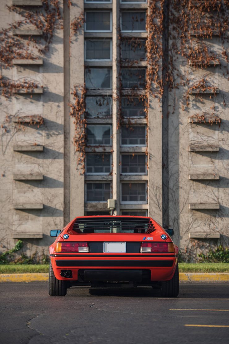 BMW M1 7