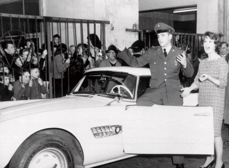 Elvis-Presley-BMW-507-1