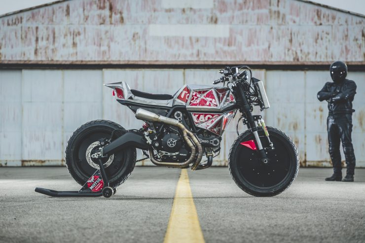 Vibrazioni Art Design Ducati Monster 800 9