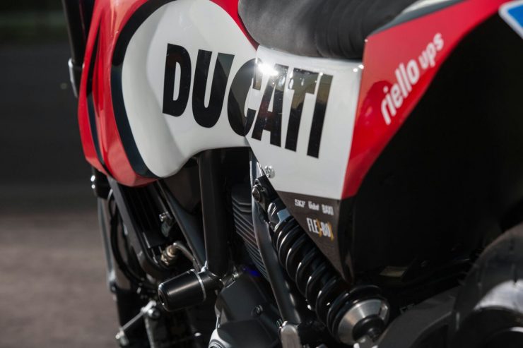 ducati-supermoto-scrambler-9