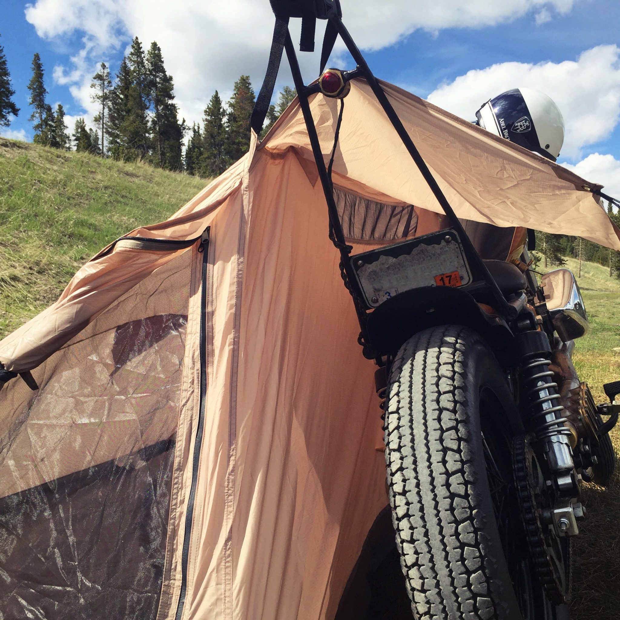 Nomad 2 Motorcycle Tent