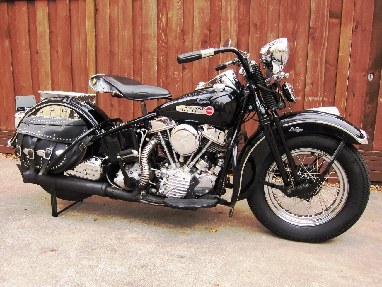 Large Panhead Motor Model for Harley Davidson by V-Twin