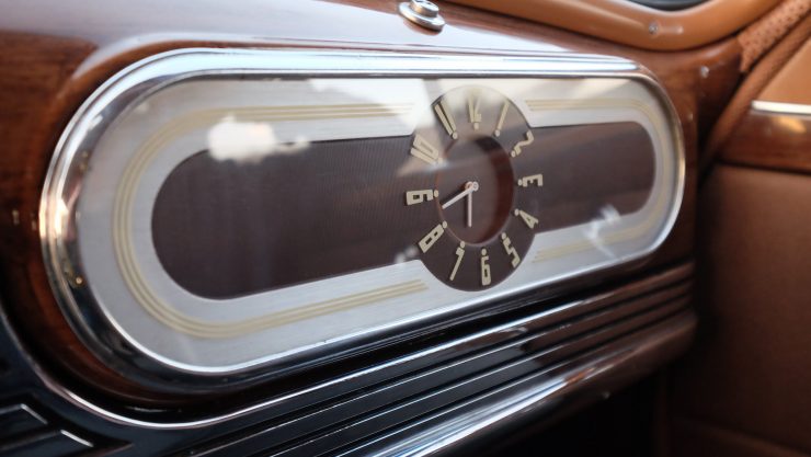 icon-derelict-oldsmobile-clock-2