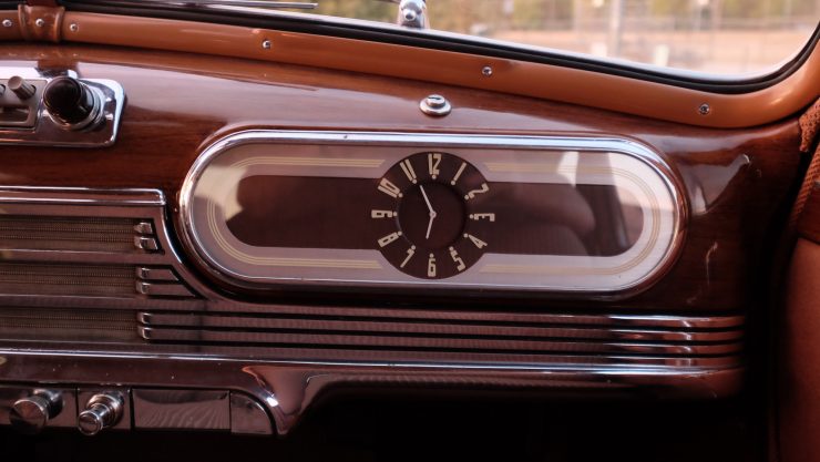 icon-derelict-oldsmobile-clock