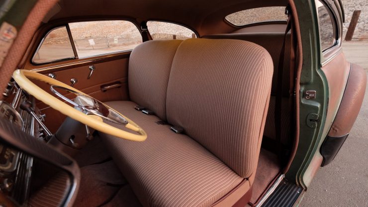 icon-derelict-oldsmobile-dash-pass-viewfront-seat