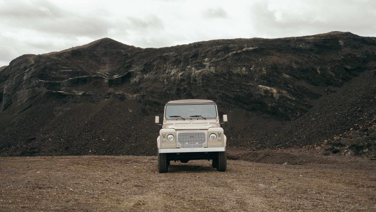 land-rover-defender-90-18