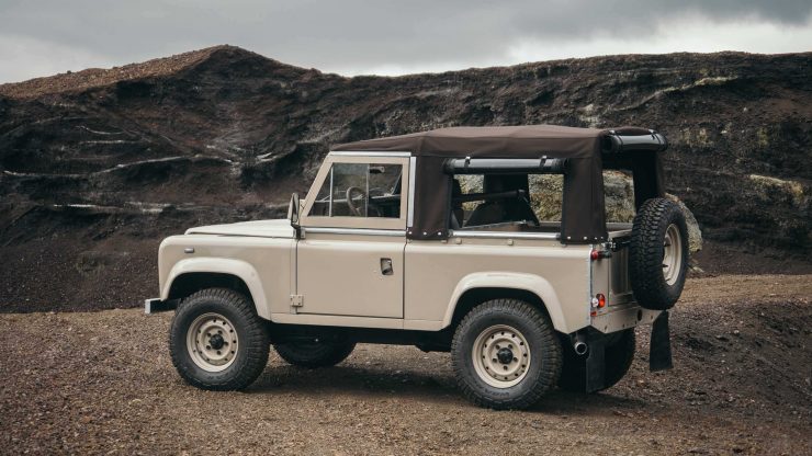 land-rover-defender-90-6