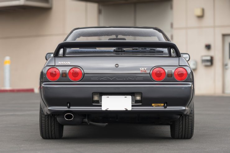 nissan-skyline-gt-r-11